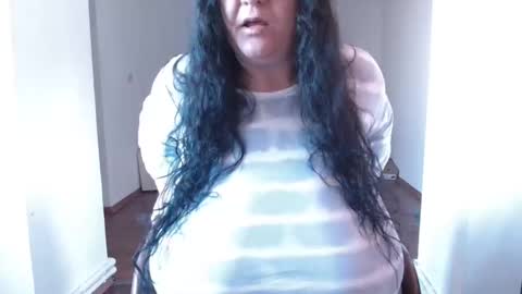 Snapshot of mayabbw50tits chatting on 04.20.26 Maya online show from 04.20.26