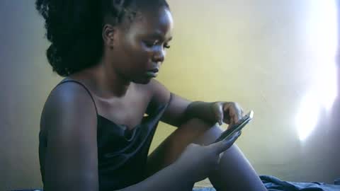 Snapshot of mayah_sexy chatting on 06.15.26 mayah_sexy online show from 06.15.26