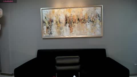 Snapshot of mayahoffman_ chatting on 02.18.26 M A Y A H O F F M A N online show from 02.18.26