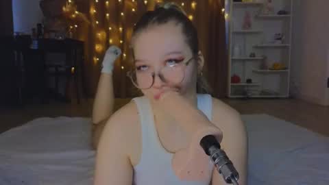 Maya  online show from 03.02.25