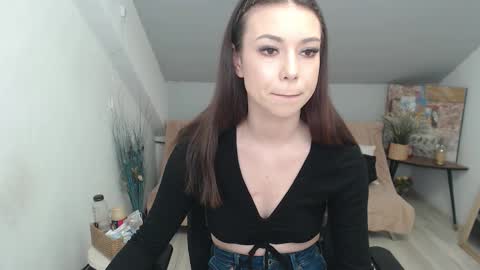 Snapshot of mayawill chatting on 01.13.26 mayawill online show from 01.13.26