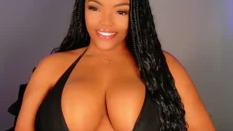 MayBabi online show from 10.26.25