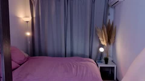 Snapshot of maybaybe chatting on 02.28.26 Alice online show from 02.28.26