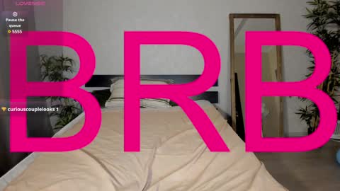 Snapshot of maybe_mia chatting on 12.10.24 Mia GMT2 Mon 3-9 AM Tue 3-9 AM Wed 3-9 AMThur 10 AM - 4 PM Fri 3-9 AM Sat 3-9 AM Sun 3-9 AM. online show from 12.10.24