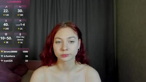 Snapshot of maybe_mia chatting on 02.01.25 Mia GMT2 Mon 3-9 AM Tue 3-9 AM Wed 3-9 AMThur 10 AM - 4 PM Fri 3-9 AM Sat 3-9 AM Sun 3-9 AM. online show from 02.01.25