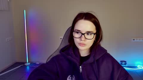 maybloom_ online show from 02.02.26