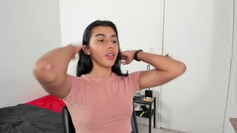 Snapshot of mazikeen_18 chatting on 05.14.26 mazikeen_18 online show from 05.14.26