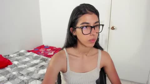 Snapshot of mazikeen_18 chatting on 07.28.26 mazikeen_18 online show from 07.28.26