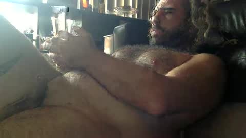 Snapshot of mazl0w chatting on 01.10.25 mazl0w online show from 01.10.25