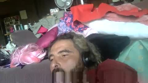 Snapshot of mazl0w chatting on 01.30.25 mazl0w online show from 01.30.25