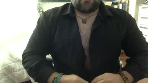 Snapshot of mbotve chatting on 04.21.26 VzlaMan online show from 04.21.26