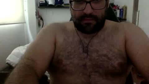 Snapshot of mbotve chatting on 05.02.26 VzlaMan online show from 05.02.26