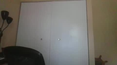 Snapshot of mbsupreme chatting on 10.25.25 Mark online show from 10.25.25
