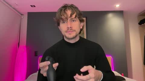 Snapshot of mcklister69 chatting on 02.15.26 mcklister online show from 02.15.26