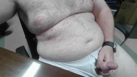 Snapshot of mdm1981 chatting on 05.26.26 mdm1981 online show from 05.26.26