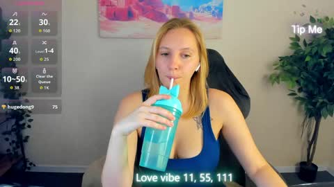 Snapshot of me1issa_bell chatting on 05.19.26 Melissa online show from 05.19.26