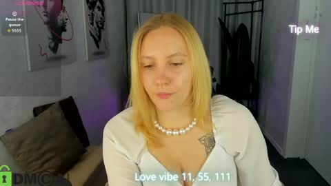 Snapshot of me1issa_bell chatting on 06.02.26 Melissa online show from 06.02.26