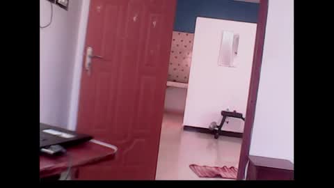 Snapshot of me_hai12 chatting on 12.04.24 me_hai12 online show from 12.04.24