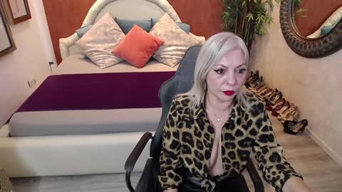 meamandax online show from 01.04.25