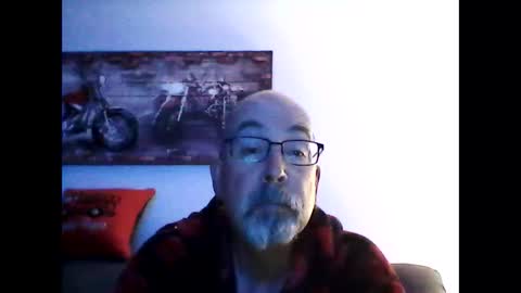 Snapshot of meathome3 chatting on 04.26.26 me at home online show from 04.26.26
