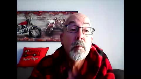 Snapshot of meathome3 chatting on 06.07.26 me at home online show from 06.07.26