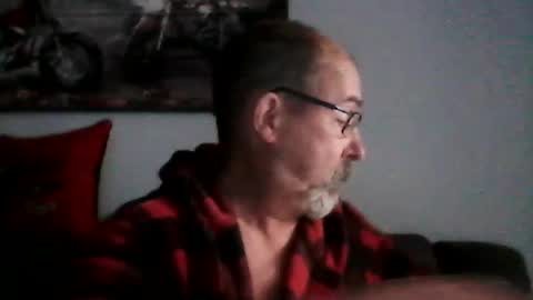 Snapshot of meathome3 chatting on 07.24.26 me at home online show from 07.24.26
