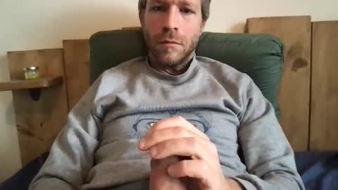 Snapshot of mecdelille_30 chatting on 05.15.26 mecdelille online show from 05.15.26