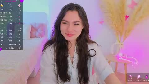 Snapshot of medina_andress chatting on 06.14.26 Dina online show from 06.14.26