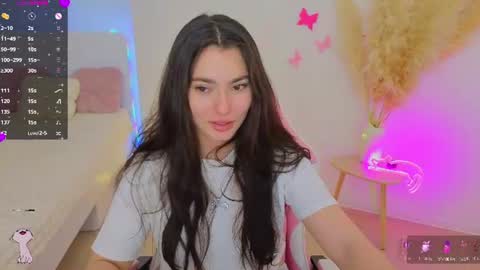Snapshot of medina_andress chatting on 07.05.26 Dina online show from 07.05.26