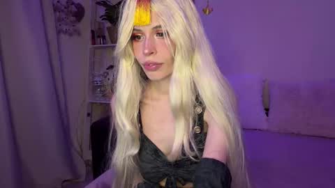 Nicole online show from 03.04.26