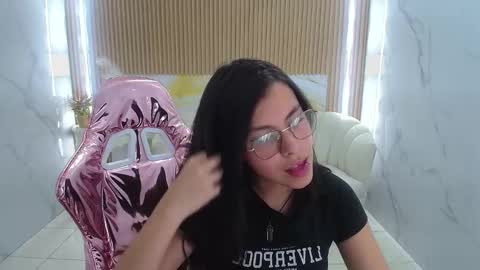 medusa11_s online show from 10.21.25