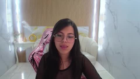 medusa11_s online show from 10.25.25