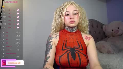 Snapshot of medusa_20 chatting on 12.23.24 Johana  online show from 12.23.24
