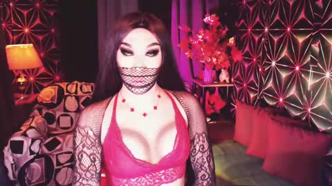 Snapshot of medusaprey chatting on 03.04.25 THE QUEEN ALPHA Queen Medusa Prey online show from 03.04.25