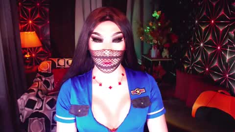 Snapshot of medusaprey chatting on 03.11.25 THE QUEEN ALPHA Queen Medusa Prey online show from 03.11.25