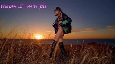 Sweet Meow nonude online show from 11.10.25
