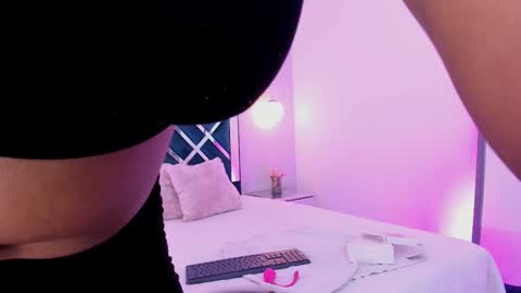 Snapshot of meelody7 chatting on 02.04.26 Melody online show from 02.04.26