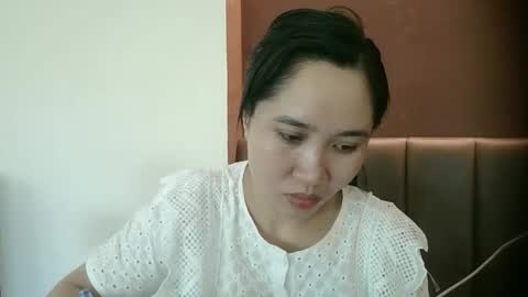 Snapshot of meena_11 chatting on 05.15.26 meena_11 online show from 05.15.26
