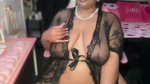 Snapshot of meetsouthernpeach chatting on 02.01.26 Southern Peach online show from 02.01.26