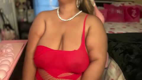 Snapshot of meetsouthernpeach chatting on 02.18.26 Southern Peach online show from 02.18.26