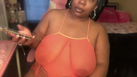 Snapshot of meetsouthernpeach chatting on 02.26.26 Southern Peach online show from 02.26.26