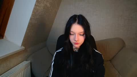 Snapshot of mefwhore chatting on 03.06.25 mefwhOre online show from 03.06.25