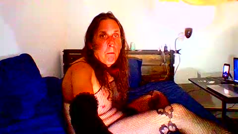 Snapshot of megaloxuan chatting on 06.25.26 Rockloud online show from 06.25.26