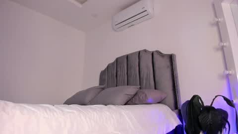 megan online show from 01.21.25