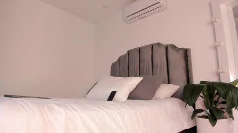 megan online show from 03.03.25