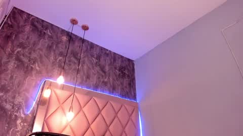 M E G A N online show from 01.09.25