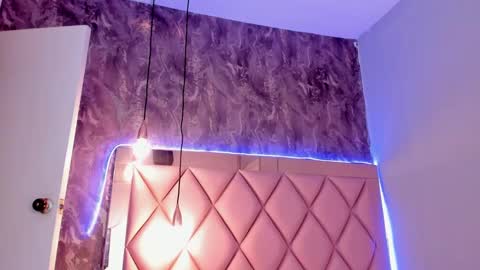 M E G A N online show from 01.22.25