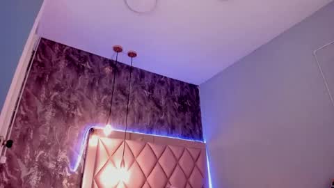 M E G A N online show from 01.31.25