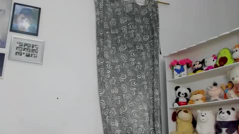 M E G A N online show from 02.02.26