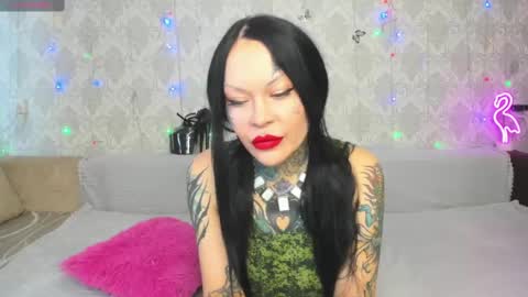 Helena Tuman online show from 03.09.25